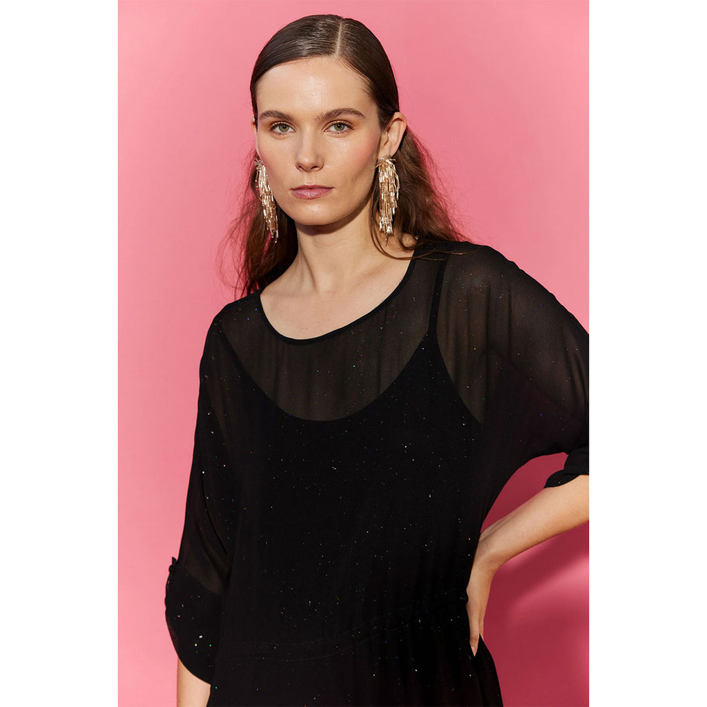 earrings-karan-champagne-elk-national-museum-australia