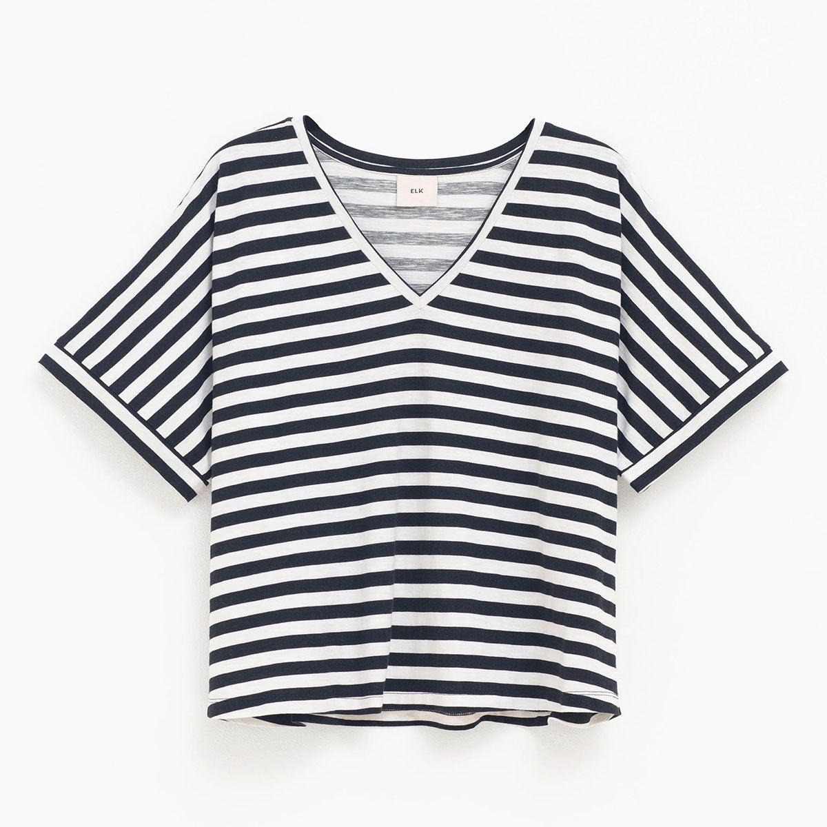 black white horizontal striped t shirt