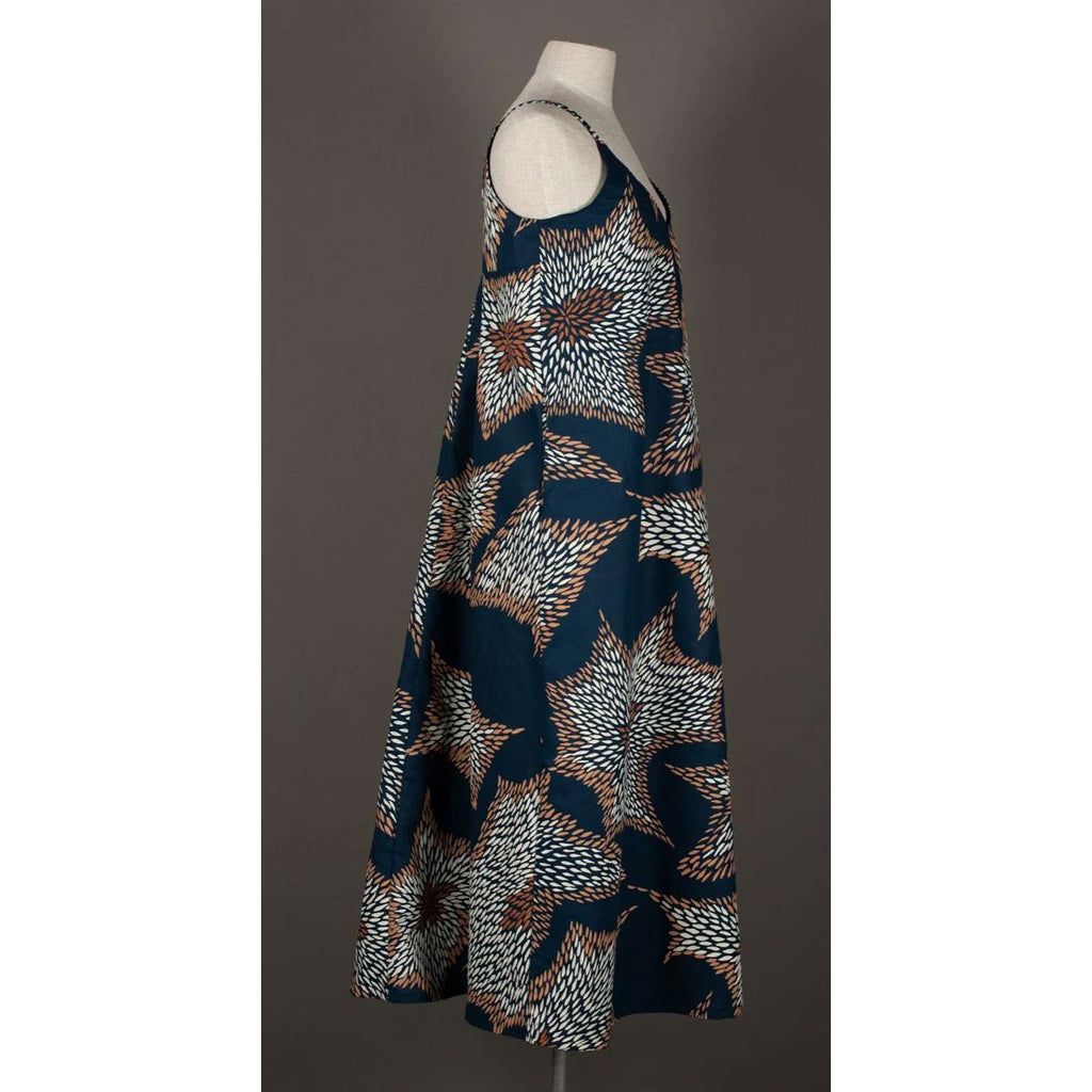 Anita Dress Ininti at Muruntji - Ikuntji Artists – National Museum ...