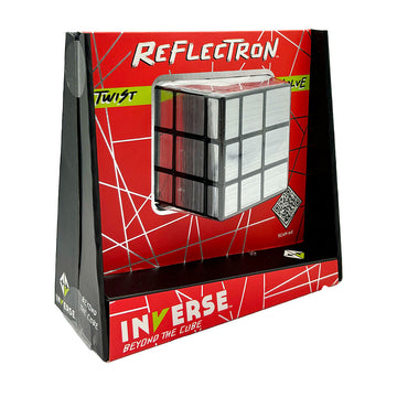 A cube puzzle inside packaging titled 'Reflectron Twist Solve'.