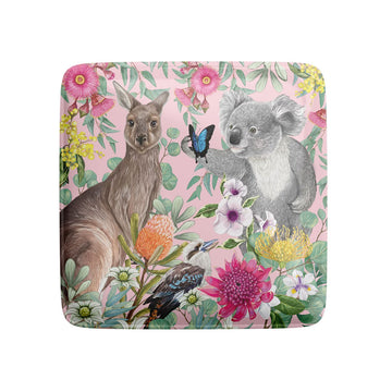 A square magnet illustrated with a kangaroo and koala surrounded by flowers.