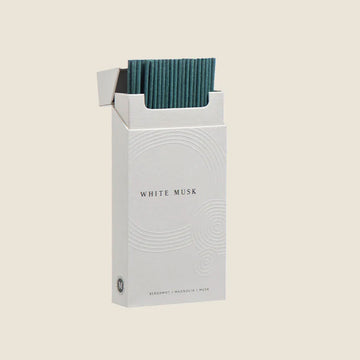 A light grey box titled 'Maho White Musk' against a cream background.
