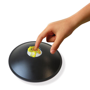 A box titled 'Amazing 3D Mirascope with a picture of a hologram device.