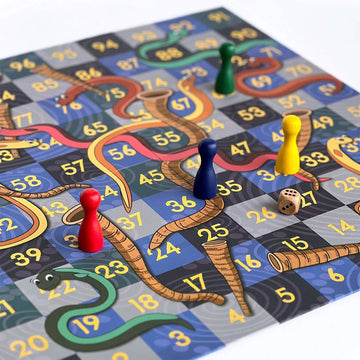 Box of 'Eels & Traps' educational game with colorful eels and traps on a blue background.