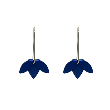 A pair of dangle earrings with three dark blue points in a flip over design.
