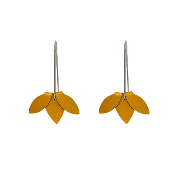 A pair of dangle earrings with three gold points in a flip over design.